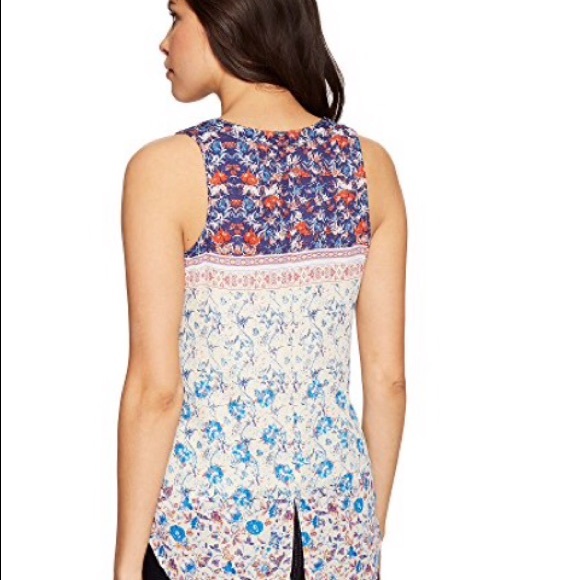 πHPπSanctuary Craft Shell Top with design - Picture 2 of 5